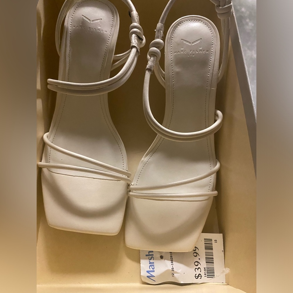 Marc Fisher Womens Dareta White Square Toe Heels 6.5